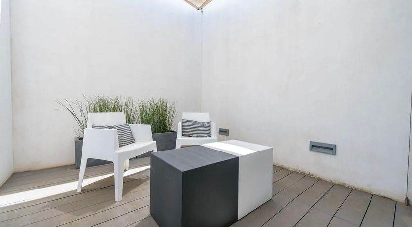 Photo of Muro Reverie