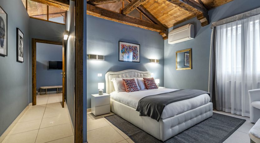 Photo of Moon Over Venice