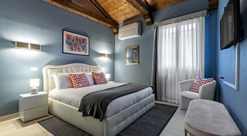 Photo of Moon Over Venice