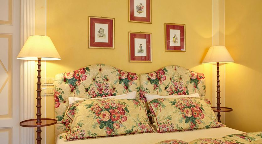 Photo of Como's Jewel