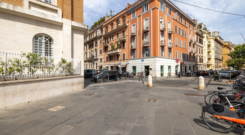 Photo of Roman Refrain