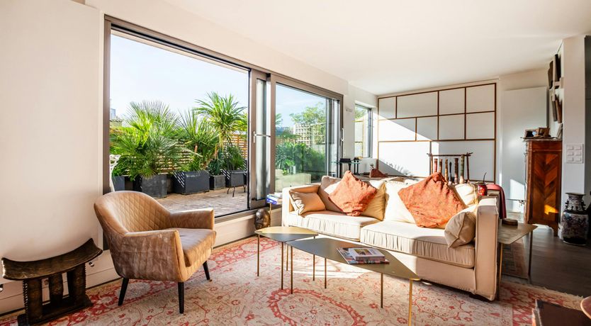 Photo of Parisian Sky