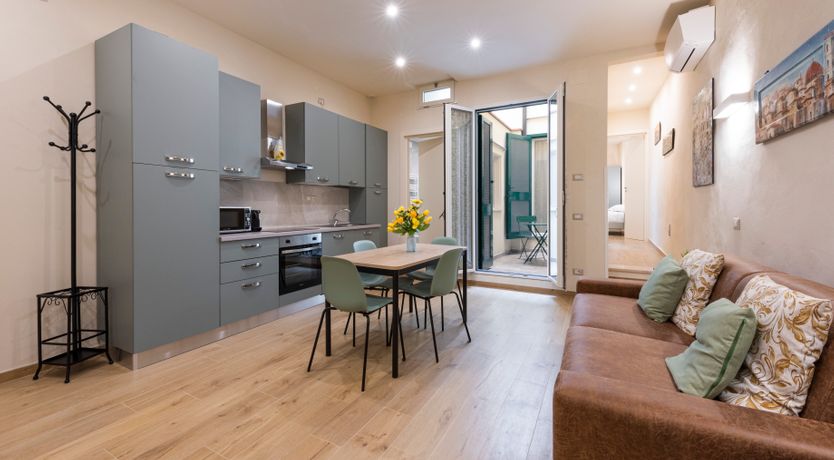 Photo of Renaissance Splendour