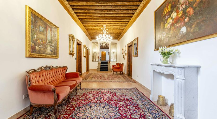 Photo of Modern Venice