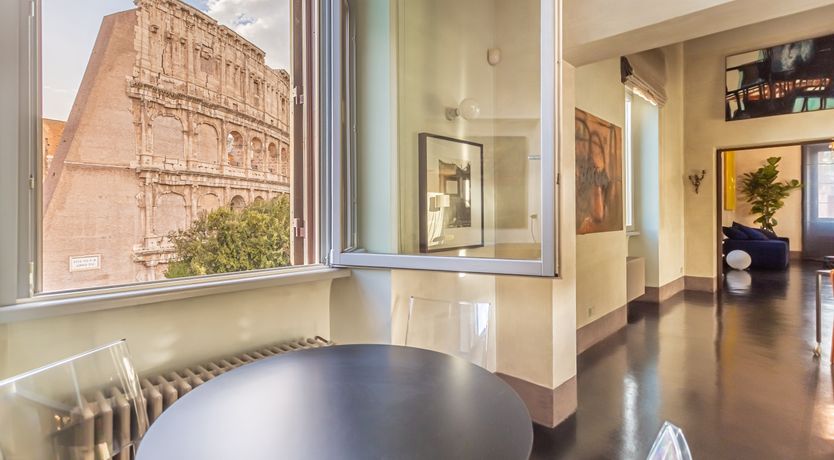 Photo of Roman Elegance