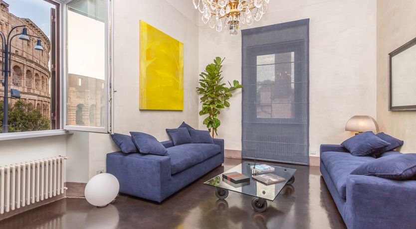 Photo of Roman Elegance