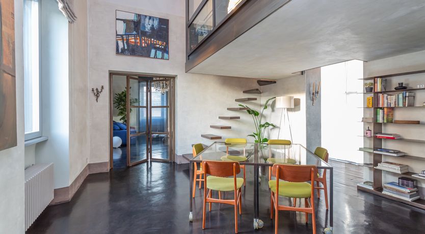 Photo of Roman Elegance