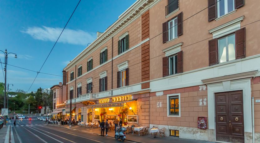 Photo of Roman Elegance