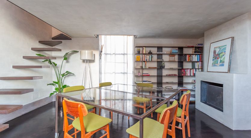 Photo of Roman Elegance