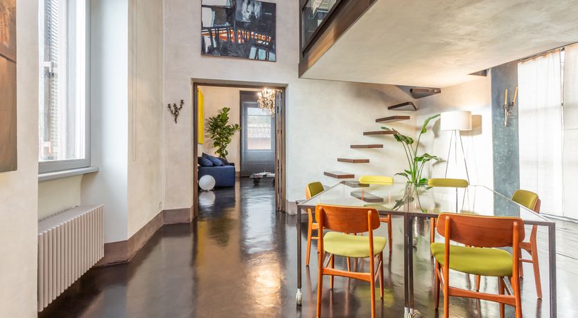 Photo of Roman Elegance