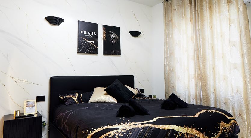 Photo of The Milano Rose