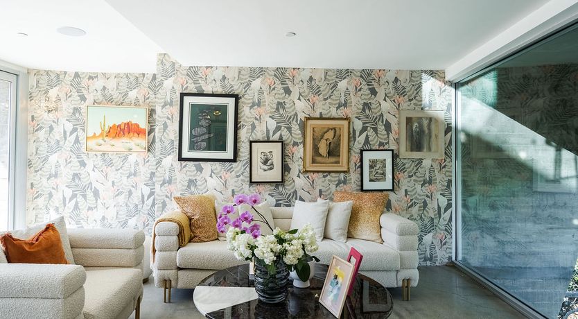 Photo of Golden Glamour