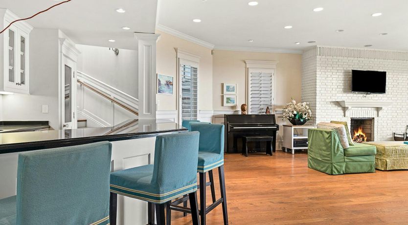 Photo of Malibu Moon