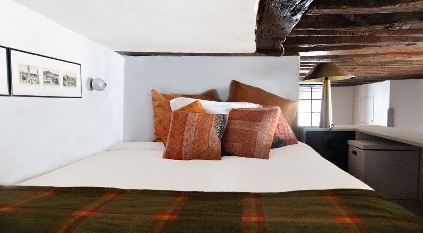 Photo of Bohemian Parisians