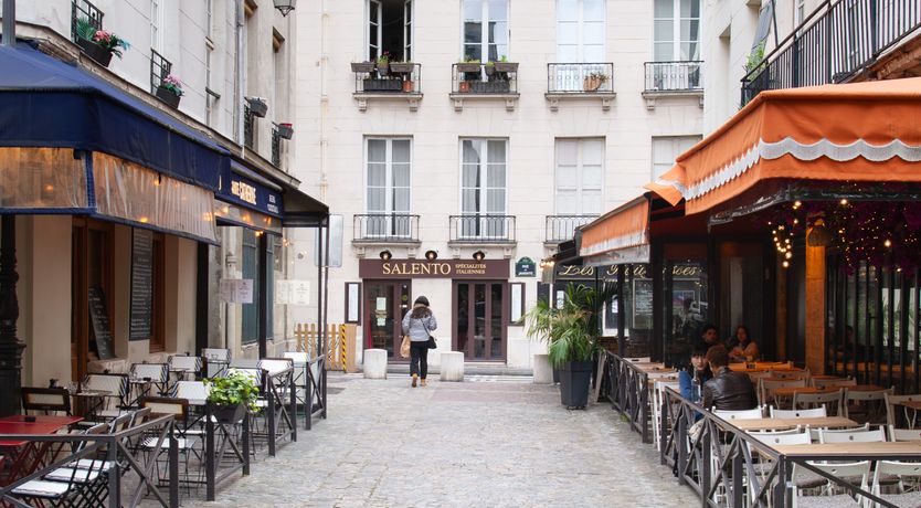 Photo of Bohemian Parisians
