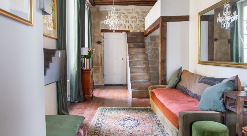 Photo of Bohemian Parisians