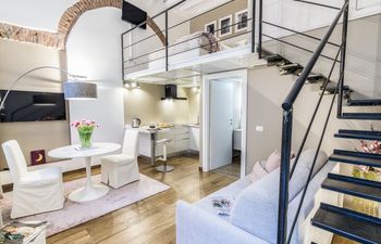 Chic City Life Holiday Home