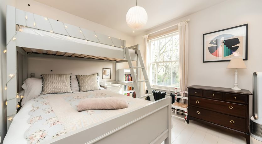 Photo of The Hummingbirds