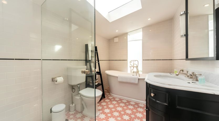 Photo of The Hummingbirds