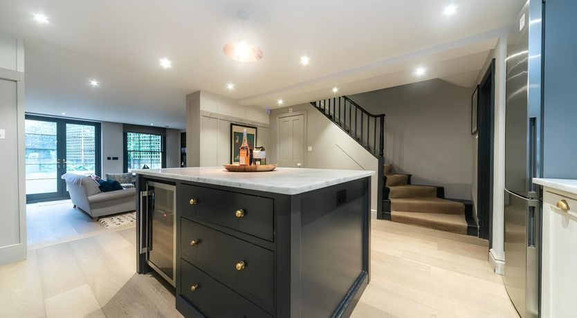 Photo of The Hummingbirds