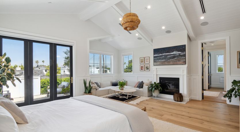 Photo of Wings of the Muse