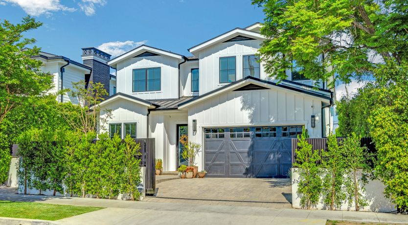 Photo of Wings of the Muse