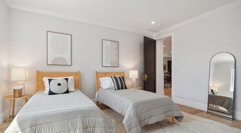 Photo of Wings of the Muse