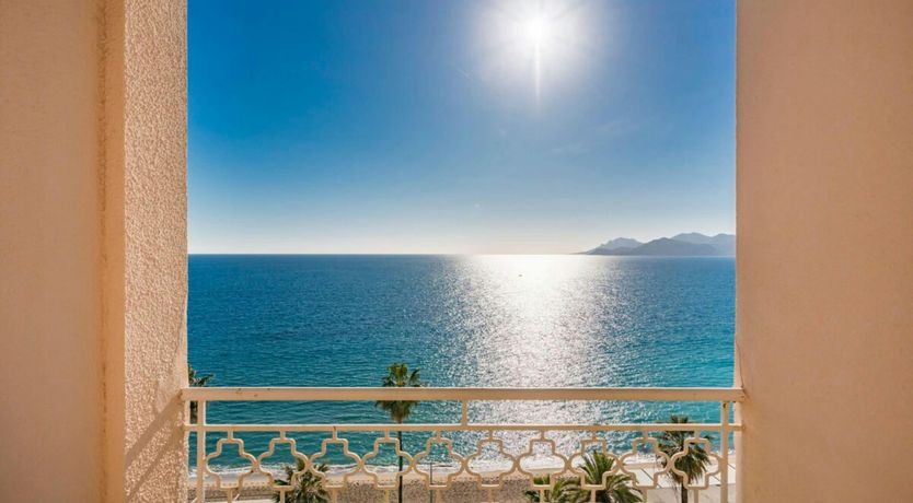 Photo of The Blue Lookout