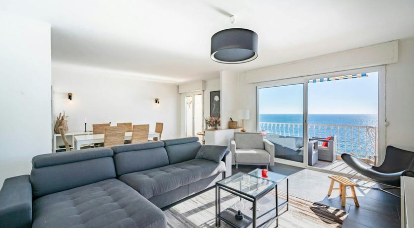 Photo of The Blue Lookout