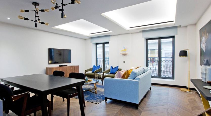 Photo of The Golden Glimpse