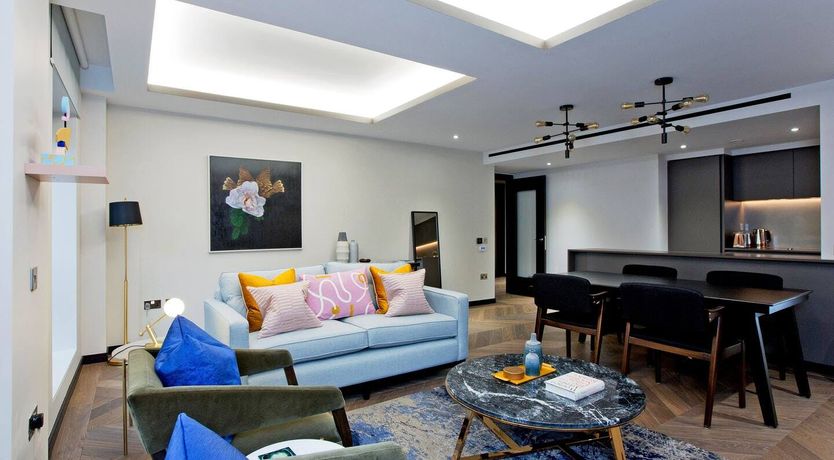 Photo of The Golden Glimpse