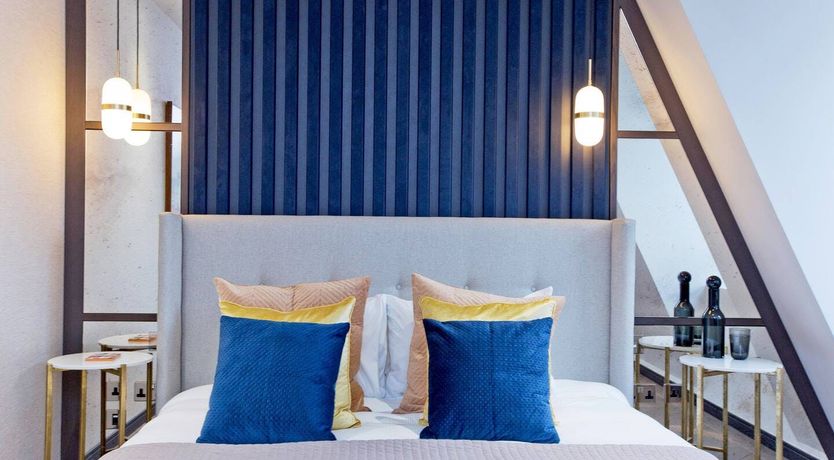 Photo of Honeycomb Gold