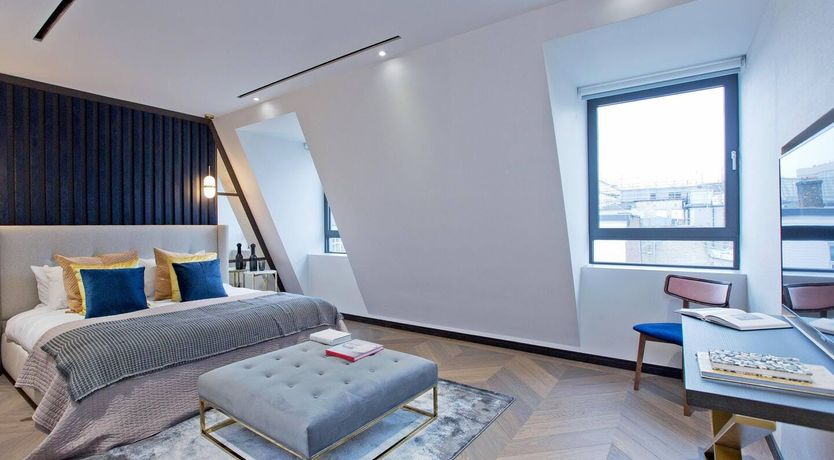 Photo of Honeycomb Gold