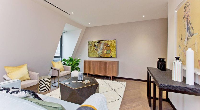 Photo of Honeycomb Gold