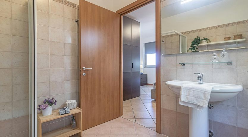 Photo of Pearl of Como