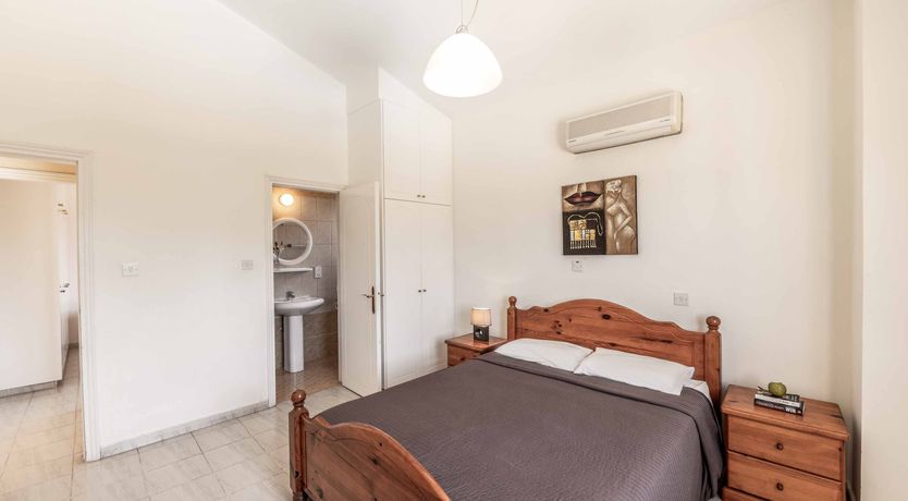 Photo of Floating Disc