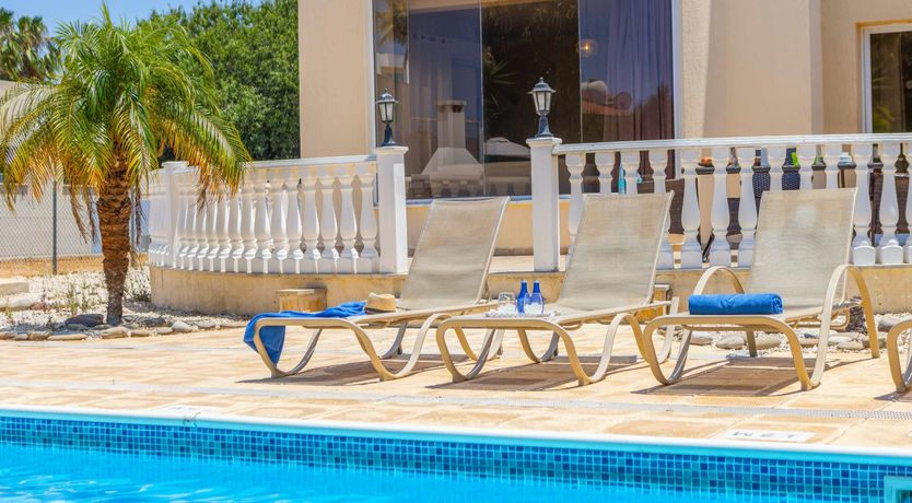 Photo of Floating Disc