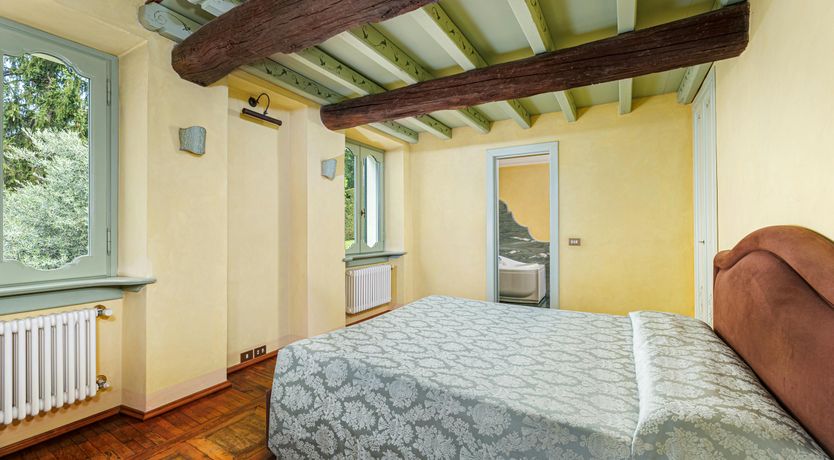 Photo of Lakefront Dream