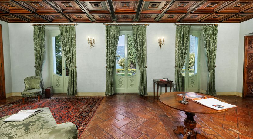 Photo of Lakefront Dream