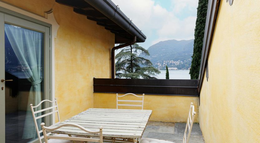 Photo of Lakefront Dream