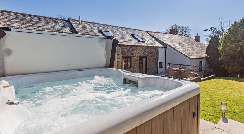 Photo of 2 Bed in Pyworthy