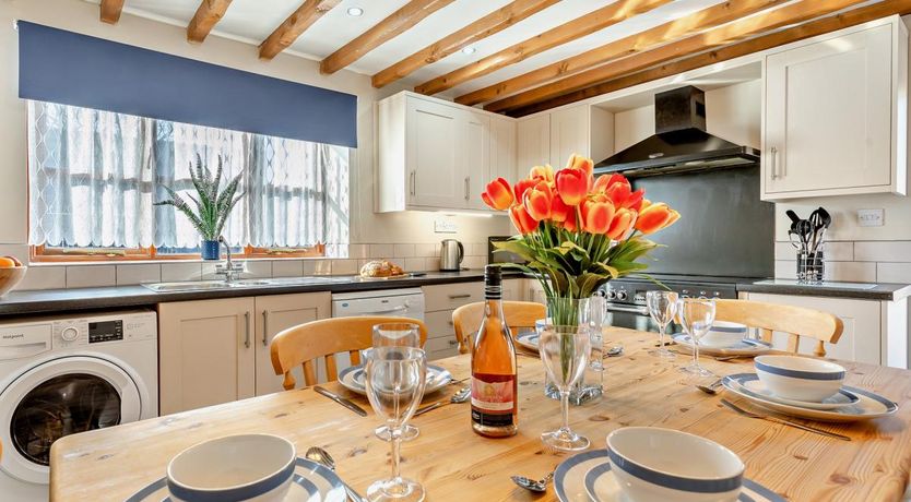 Photo of 3 Bed in Pyworthy