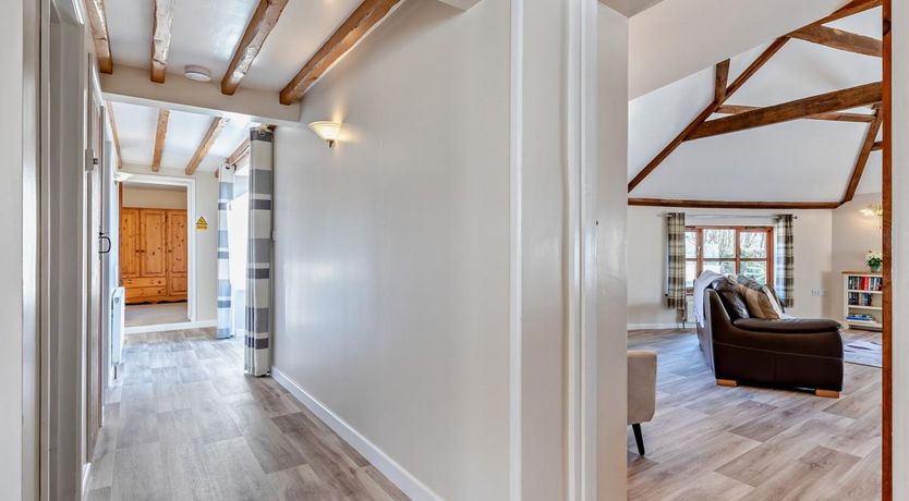 Photo of 3 Bed in Pyworthy