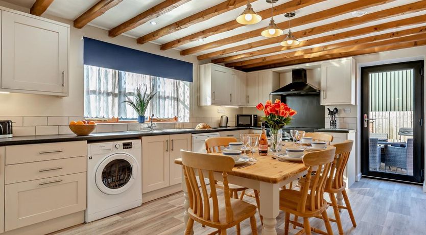 Photo of 3 Bed in Pyworthy