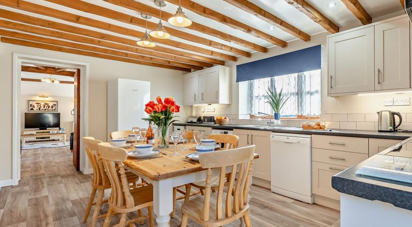 Photo of 3 Bed in Pyworthy