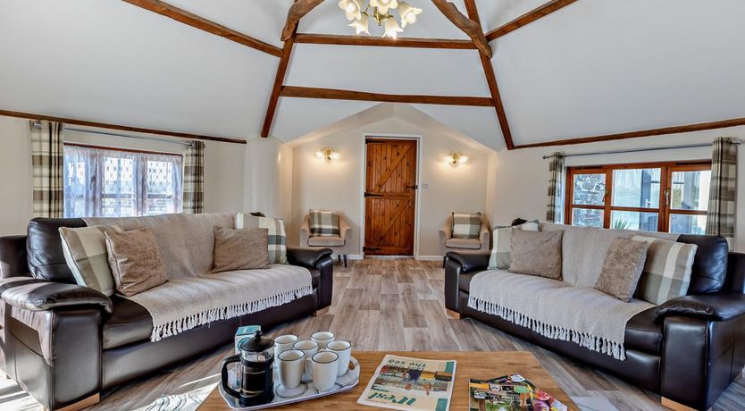 Photo of 3 Bed in Holsworthy