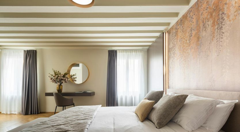 Photo of As Gondolas Float By