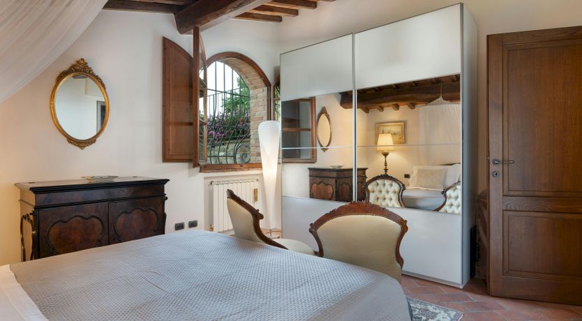 Photo of Vine & Blossom