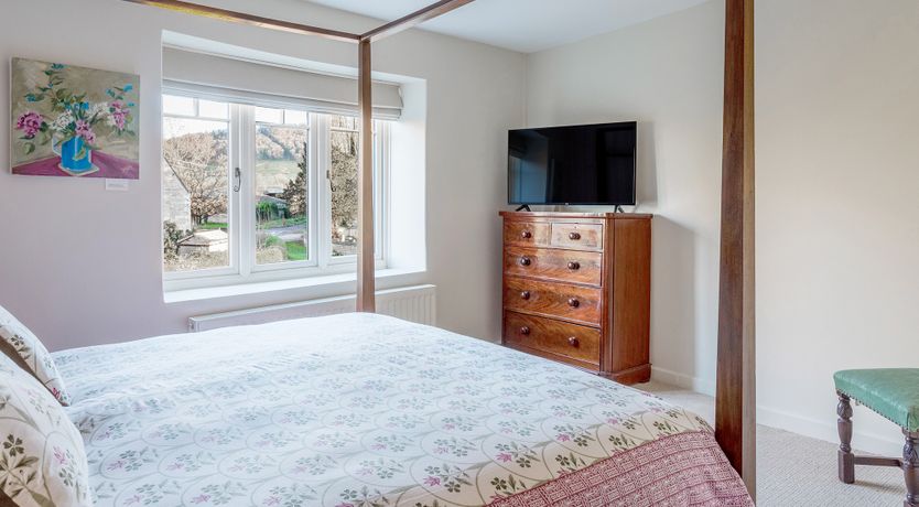 Photo of The Cotswold Inn