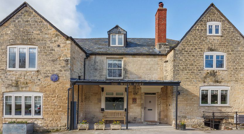 Photo of The Cotswold Inn